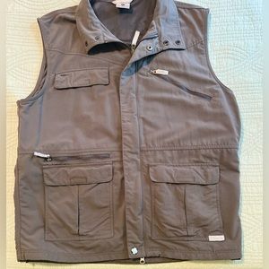 MEN's Columbia Grey Large Titanium Vest